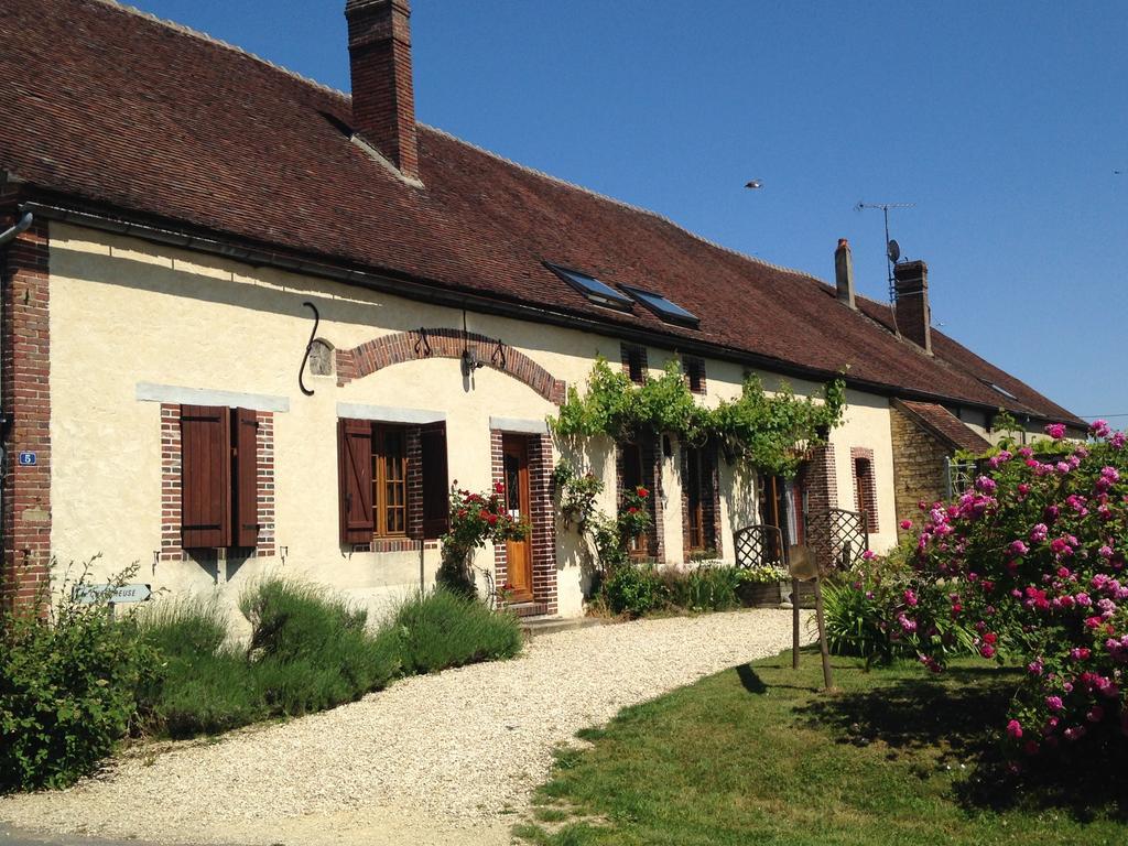 La Chartreuse Hotel Poilly-sur-Tholon Luaran gambar