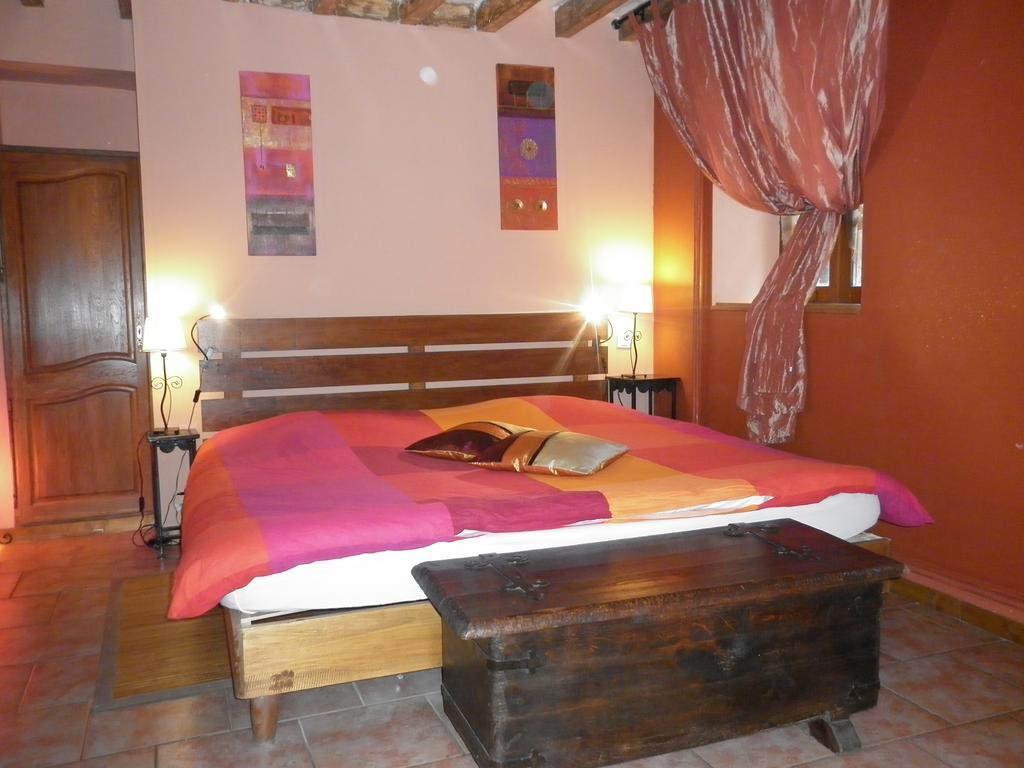 La Chartreuse Hotel Poilly-sur-Tholon Luaran gambar